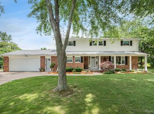 9094 Saddle Horn Dr, Flushing, MI