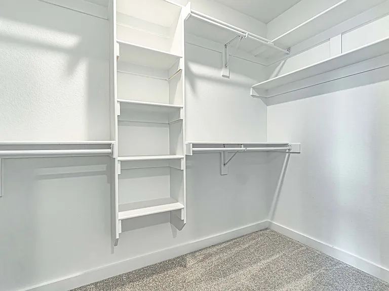 219 S Geranium Ln — Photo 14