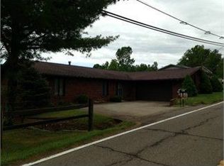 1061 Parkersburg Rd, Spencer, WV 25276