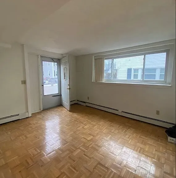 21 Weymouth Ave #1 — Photo 3
