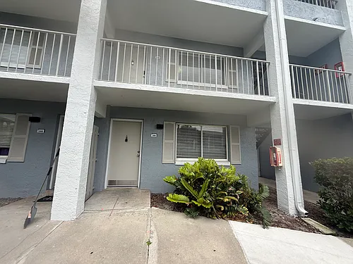 133 Oyster Bay Cir #150 Photo 1