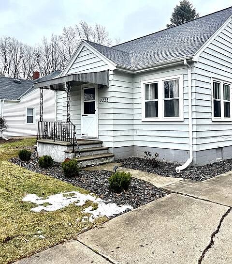 1st image of 2223 Glendale Ave