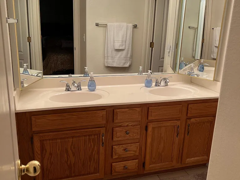 9151 W Greenway Rd #2B — Photo 24
