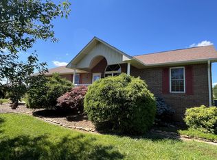 502 Alpine Cir, Talbott, TN 37877
