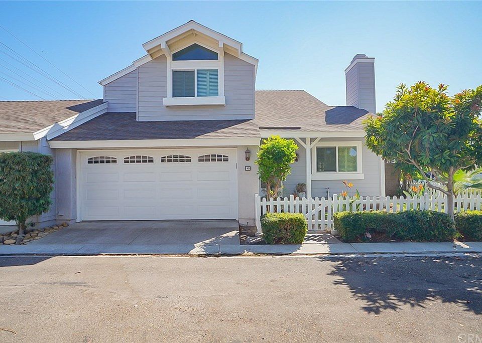 2nd image of 20 Riverstone #46