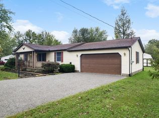 108 Creek Dr, Lake Waynoka, OH 45171