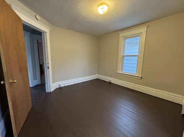 557 Clark St, Morgantown, WV 26501