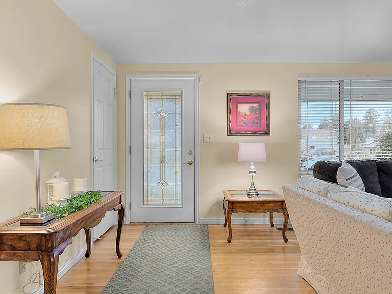 2405 E Sundown Ave — Photo 3