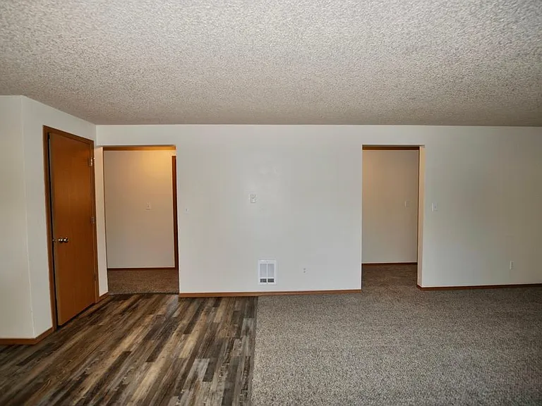 117 E 14th Ave #3 — Photo 4