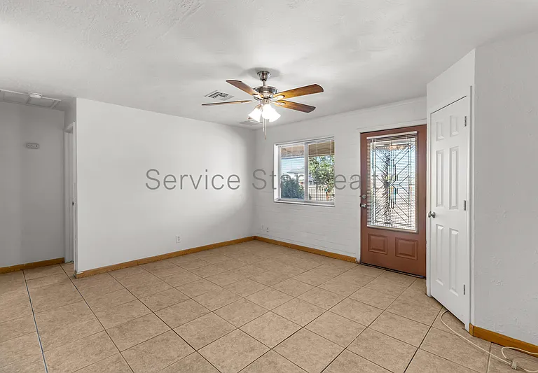 1226 E Purdue Ave #B — Photo 5