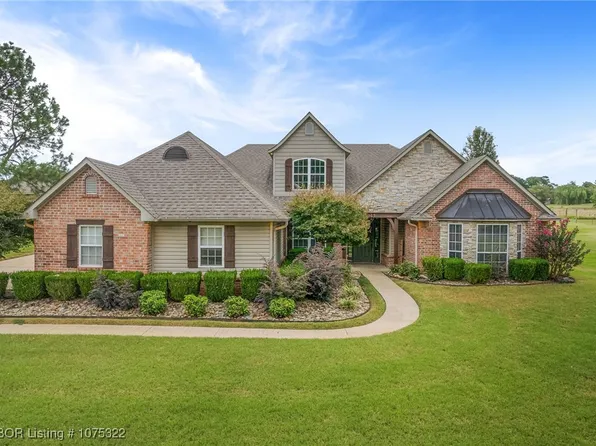 1914 Edwards Rd, Alma, AR 72921