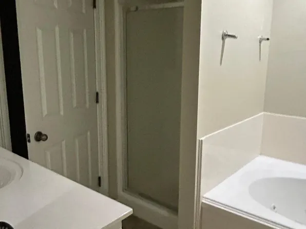 7922 Essen Cove Dr, Baton Rouge, LA 70809