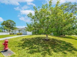 2161 SE Airoso Blvd, Port Saint Lucie, FL 34984