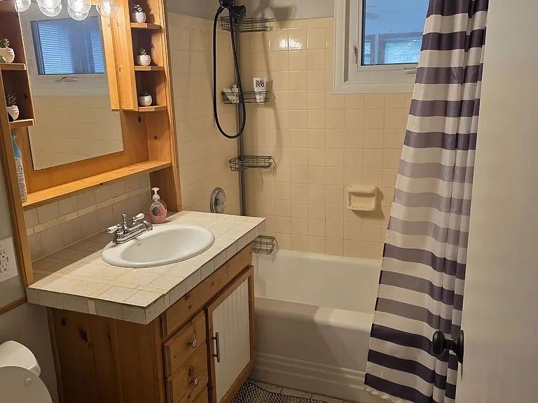 32 Mercedes Dr — Photo 12