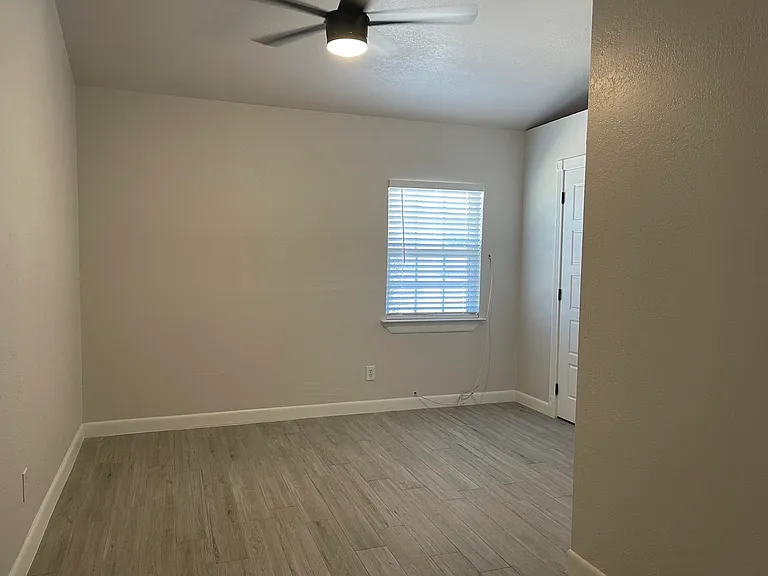 330 Plantation — Photo 17