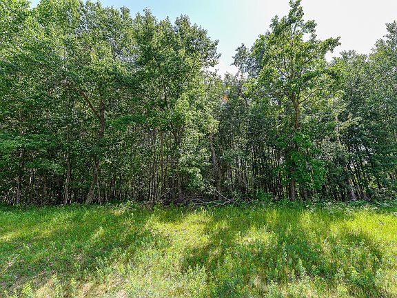 5th image of Highland Scenic Dr