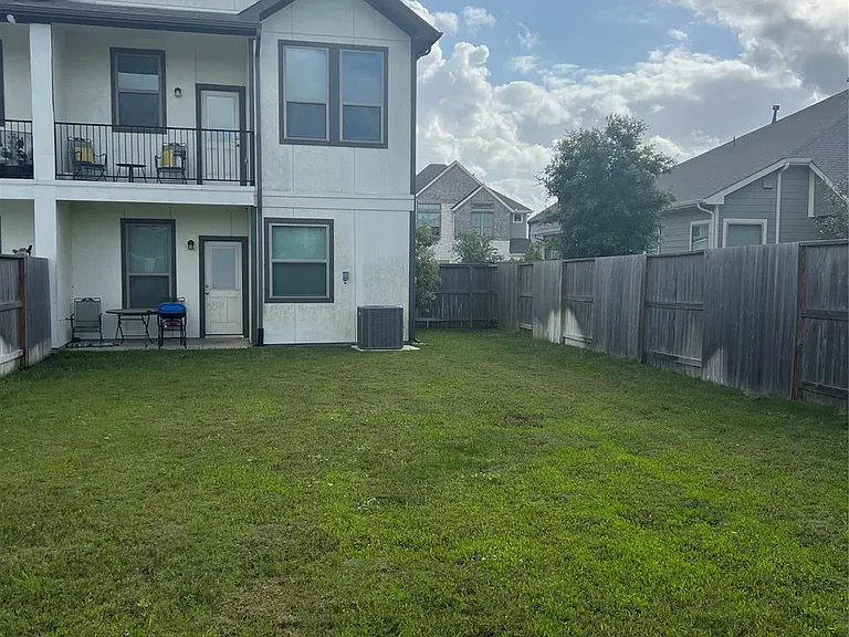 4971 Carranza Ct — Photo 10