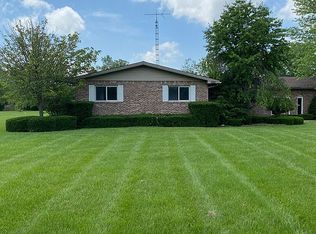 2682 Nadeau Rd, Monroe, MI 48162