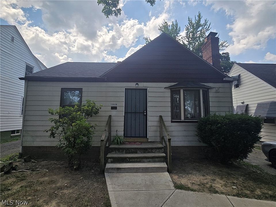 1st image of 15908 Invermere Ave