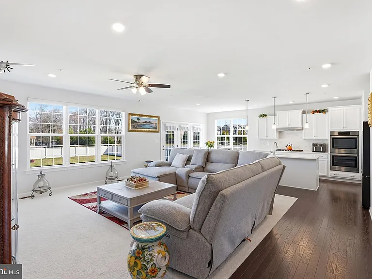 6702 Savannah Dr — Photo 15