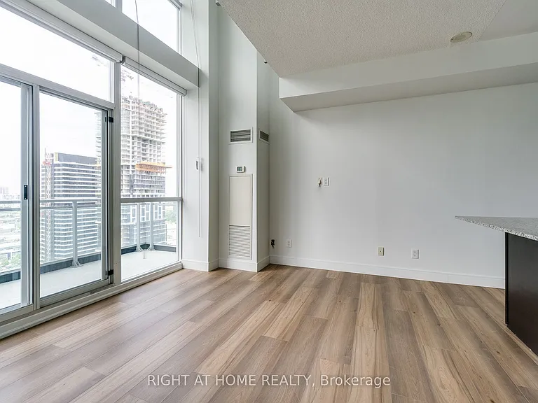 223 Webb Dr #2702 — Photo 8