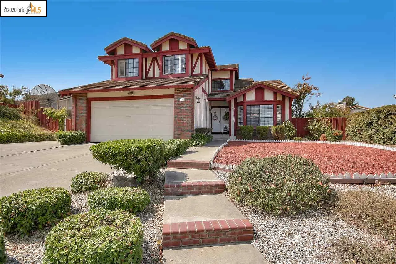 178 Obsidian Way photo 1