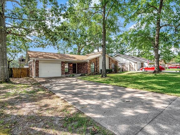 3rd image of 114 Bluebird Ln