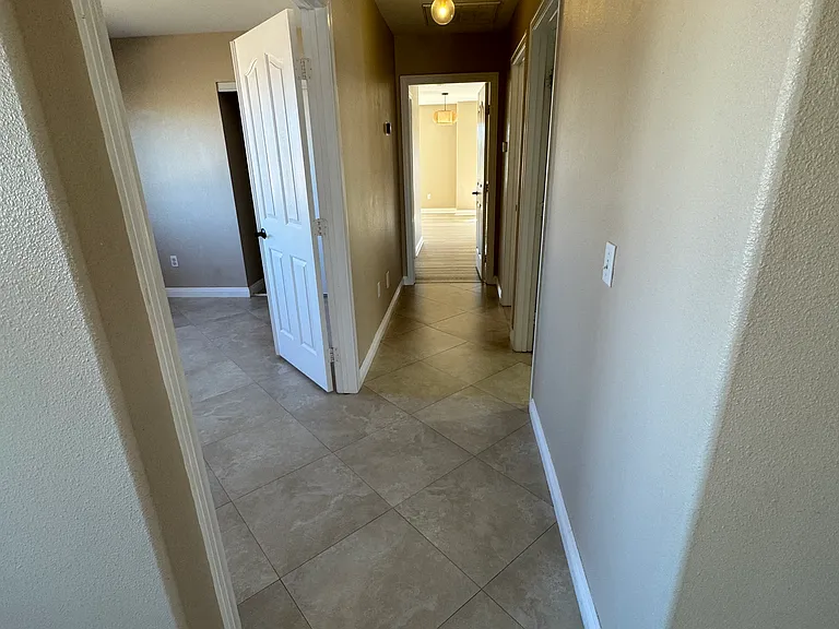12552 Overlook Rd — Photo 15