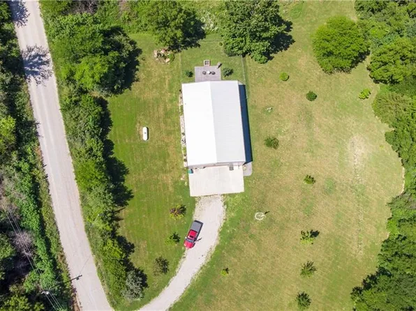 14645 County Road 402, Amazonia, MO 64421