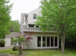 6404 Marvin Gdns, Tobyhanna, PA