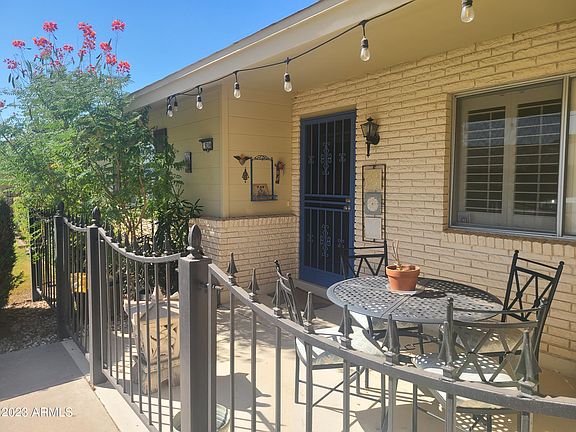 3rd image of 9206 N 109TH Avenue