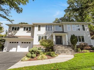 65 Holland Ave, Demarest, NJ 07627