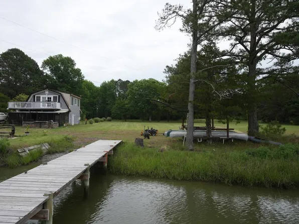 30191 Back Creek Rd, Hacksneck, VA 23358