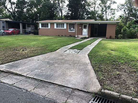 2nd image of 3708 Colebrooke Dr