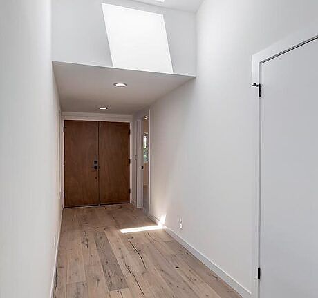 2nd image of 5732 Tyrone Ave