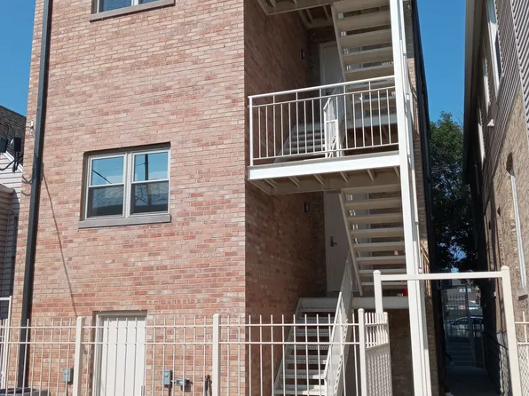 2626 S Throop St Unit 1, Chicago, IL 60608