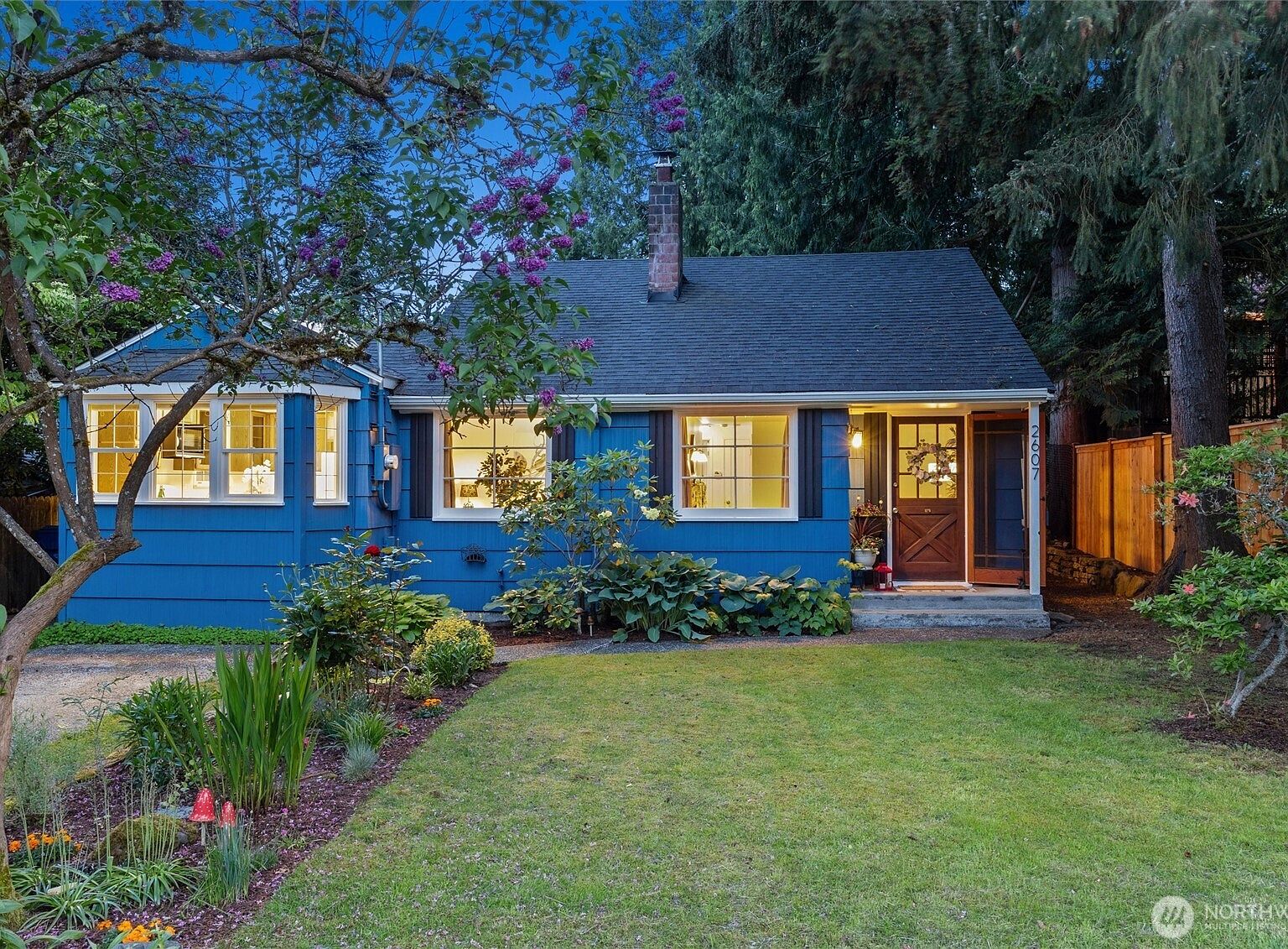 2607 NE 137th Street, Seattle, WA 98125 | Zillow