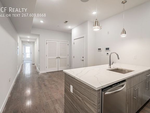 5th image of 627 W Oxford St #2