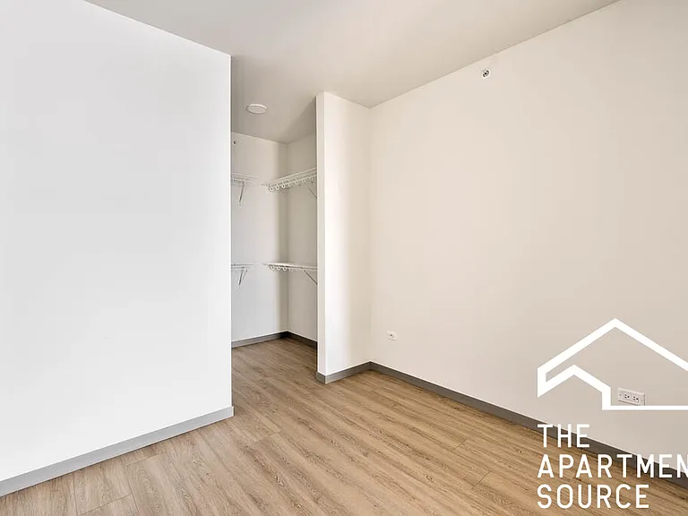 513 S Damen Ave #STUDIO — Photo 5