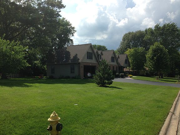 2nd image of 15223 W Pinewood Ln