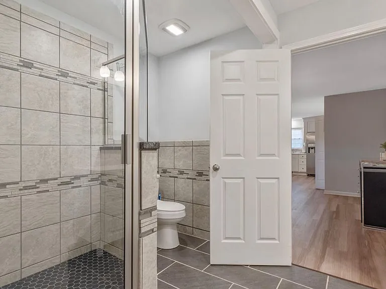 2316 Sierra Dr — Photo 23