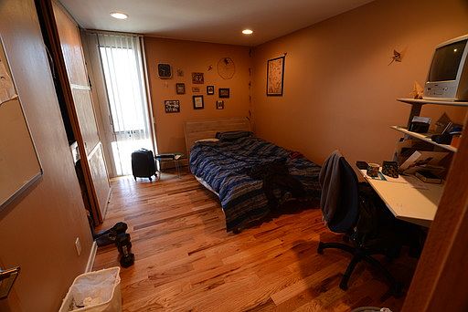 3rd image of 1015 W Huron St APT 6