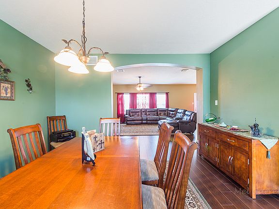 4th image of 2111 Kingfisher Ct