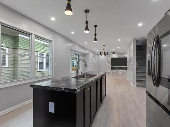 2336 North 47th STREET, Milwaukee, WI 53210