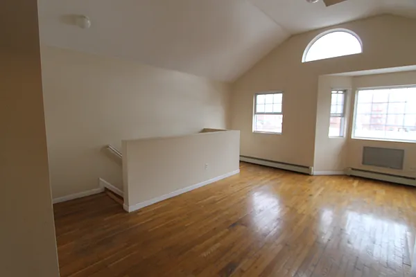 Rented by H.P. Greenfield Real Estate | media 8