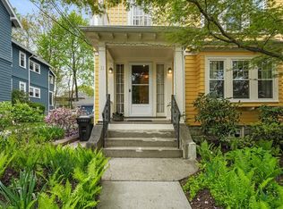 11 Flint Rd #1, Watertown, MA 02472