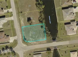 913 SW 11th Ct, Cape Coral, FL 33991