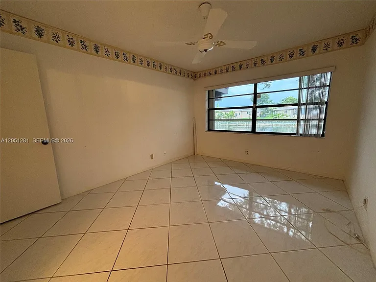 6453 Pinehurst Cir W #B25 — Photo 14