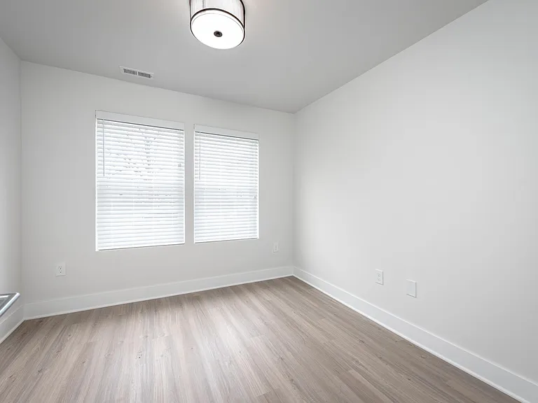 1022 E Rich St — Photo 10