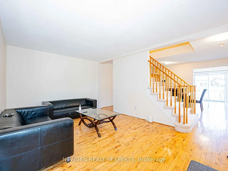 1 Kitto Ct — Photo 7